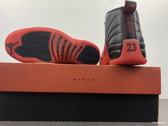 HYPE 12 130690 Jordan (2016) Flu 002 Retro Game 0728